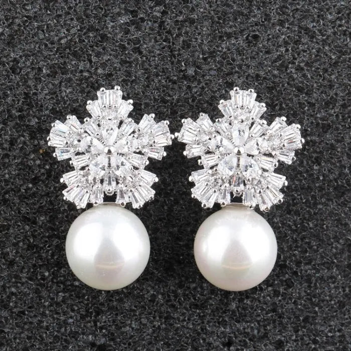 925 Sterling Silver Snowflake Earrings