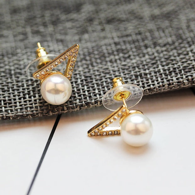 Micro-inlaid Cubic Zirconia Pearl Stud Earrings