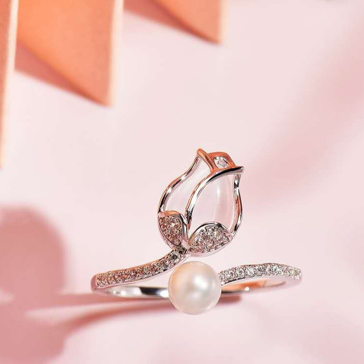 Inel rafinat „Late bloom” cu perle și piatră de opal
